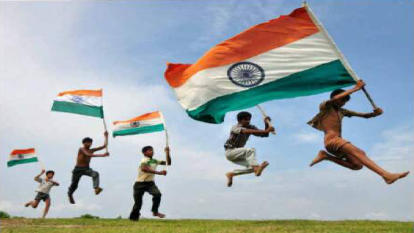 Independence Day Significance Of Tricolours In Our National Flag Know In Telugu