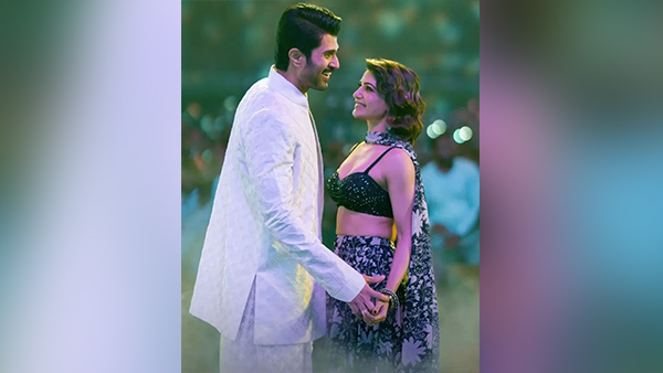 Samantha Ruth Prabhu Stunning Looks in Red Saree Designed by Sabyasachi At Kushi Musical Night in Telugu