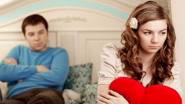 Female Zodiac Signs Who Always Fall in Love With Wrong Person