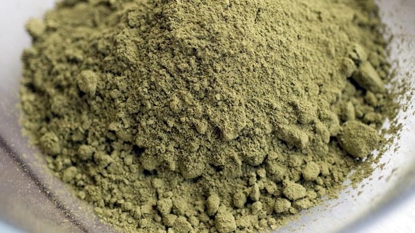  Home Made Hair Pack: Henna and Curry Leaves Hair Pack For Hair Loss in telugu