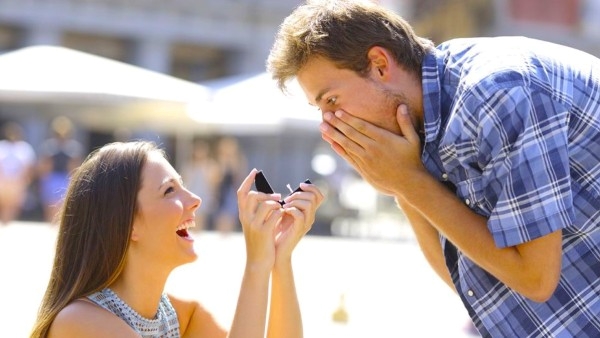 Women Proposing To Men: Here is the Surprising Benefits in Telugu ! Women Proposing To Men: Here is the Surprising Benefits in Telugu !