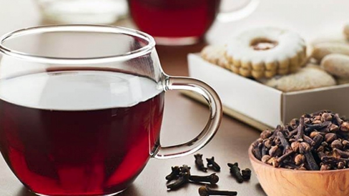 Benefits of Drinking Clove Tea After Heavy Meals in Telugu