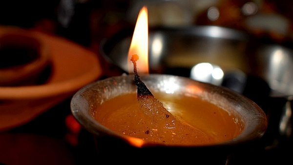 Oil or Ghee which one is suitable to light lamp in Puja