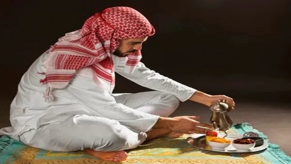 Do you know why Muslims break their fast by eating dates