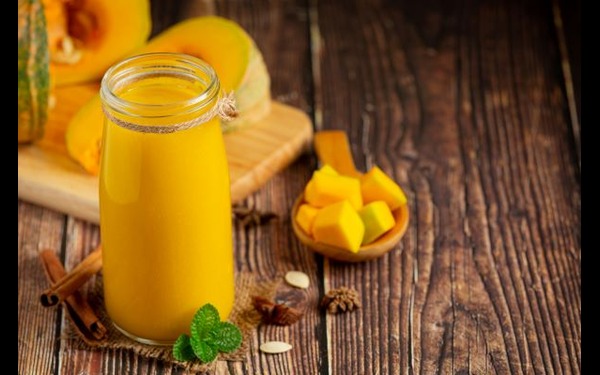 summer home made drinks