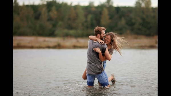 husband wife must do these things together to strengthen their bond