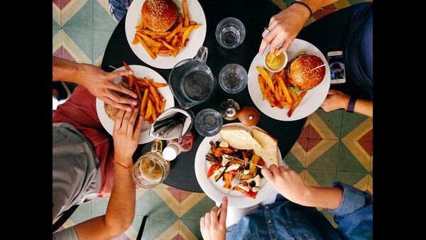 these foods increase the risk of cancer and these must be avoid to protect ourselves from cancer