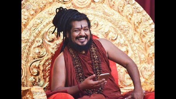 these-are-the-most-richest-spiritual-gurus-in-india-who-possess-educational-institutions-yoga-centr