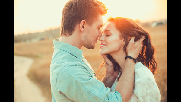 these-are-signs-that-show-that-your-partner-is-preparing-to-leave-you-in-relationship these-are-signs-that-show-that-your-partner-is-preparing-to-leave-you-in-relationship