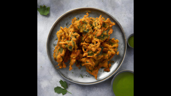 how-to-make-crispy-vegetable-pakora-at-home-in-telugu
