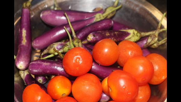 how-to-make-brinjal-tomato-pickle-recipe-in-telugu