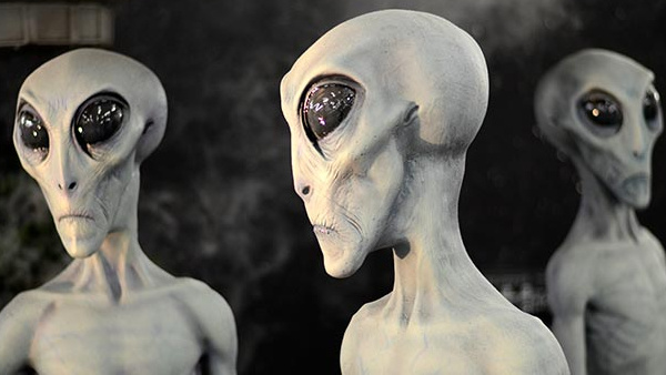 does-aliens-are-our-gods-who-came-on-earth-from-other-planet-thousands-of-years-ago