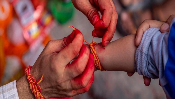how-many-days-you-can-tie-sacred-thread-to-your-hand-according-to-hindu-sastra