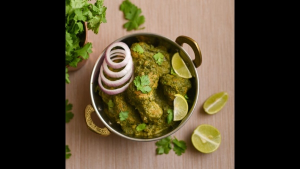 how-to-make-hariyali-chicken-recipe-at-home