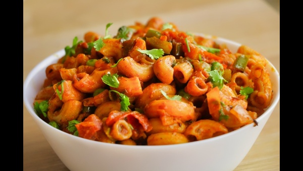 how-to-make-masala-pasta-recipe-at-home-in-telugu