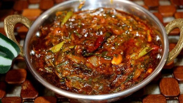 How to make palakura Ulli karam recipe