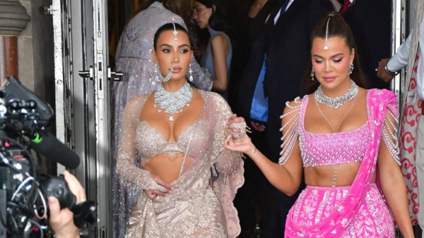 Kim Kardashian and sister Khloe rock bold looks at Ambani s wedding Kim Kardashian and sister Khloe rock bold looks at Ambani s wedding