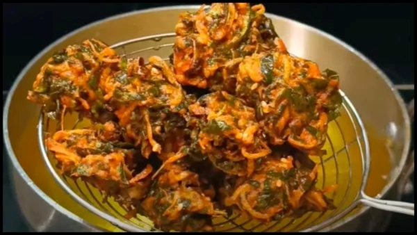 Palak Pakoda Recipe