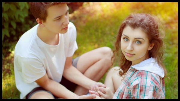 What is the average age to lose virginity in India