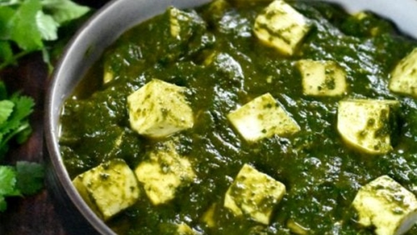 Dabha Style Palak Paneer