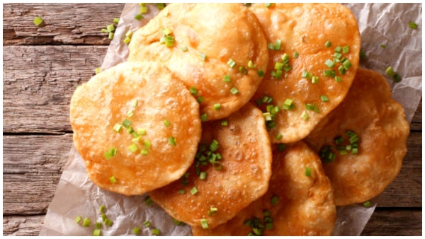 How To Make Delicious Aloo Puri Recipe How To Make Delicious Aloo Puri Recipe