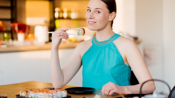 The Effects of Skipping Breakfast for a Month The Effects of Skipping Breakfast for a Month