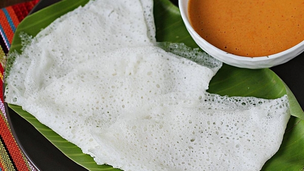 How To Make a Neer Dosa With Kara Chutney In Telugu