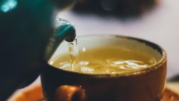 Get relief from body pains with this chilli tea Here is recipe to make it at home