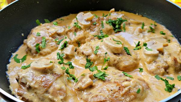 Creamy ginger mushroom curry recipe in telugu Make this delicious dish at home