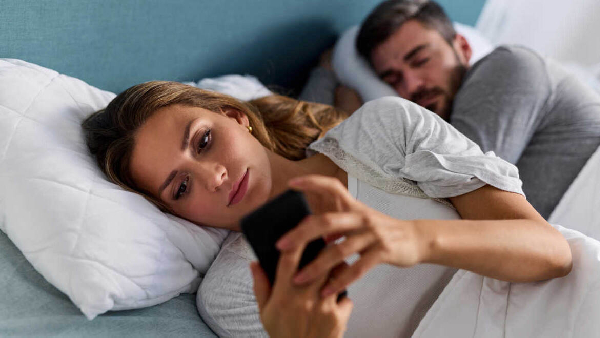 these types of women likely to cheat in a relationship easily