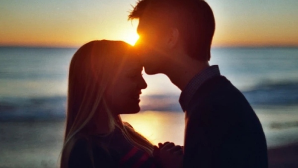 Kiss day wishes social media posts instagram stories whatsapp status quotations in telugu