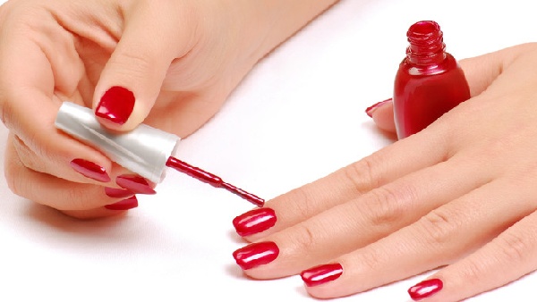 Health issues with nail polish What are health experts saying about it