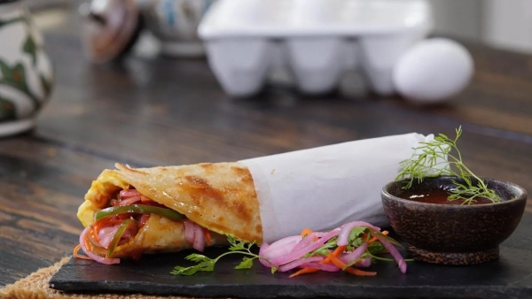 How to make tasty tasty egg rolls at home in telugu How to make tasty tasty egg rolls at home in telugu