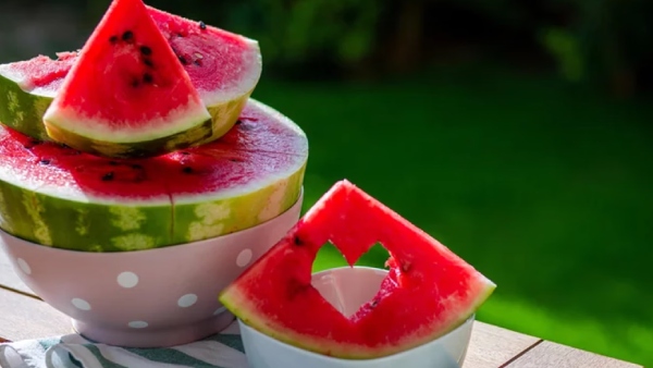 Are you eating watermelon kept in the refrigerator Know thing here