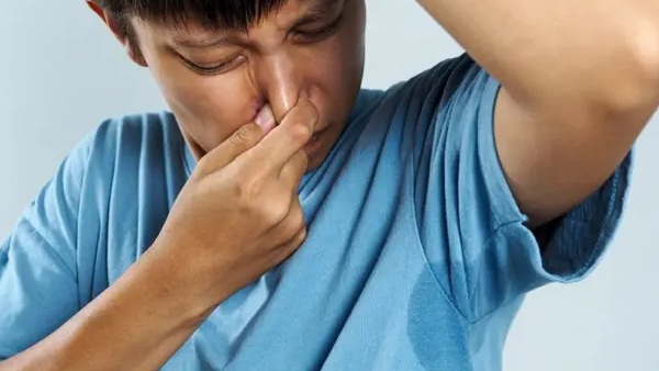 How to prevent sweat smell naturally by using home tips in telugu How to prevent sweat smell naturally by using home tips in telugu