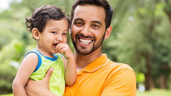 8 things that father has to teach every son for their bright future