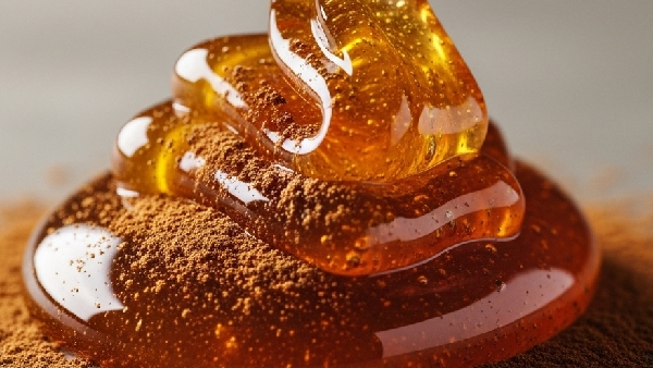 Boost Your Immunity The Incredible Benefits of Honey Cinnamon Blend