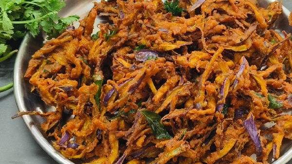 Super tasty catering style vankaya pakodi recipe in telugu