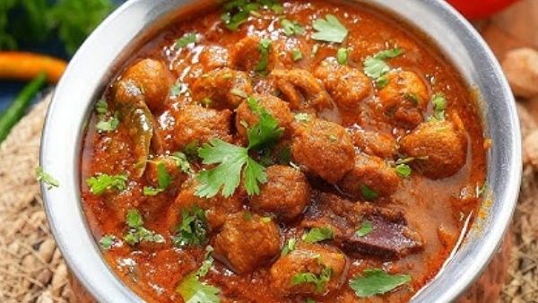 Delicious spicy meal maker kurma recipe in telugu