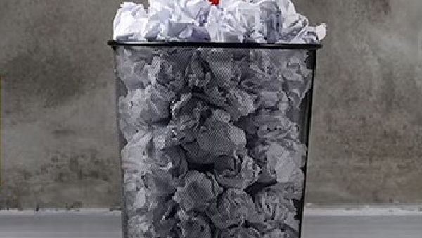 Say Goodbye to Germs How to Keep Your Dustbin Spotlessly Clean