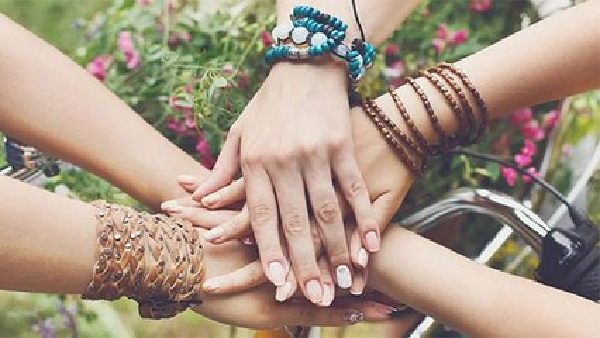 Happy friendship day 2025 wishes quotes messages greetings and whatsapp status in telugu