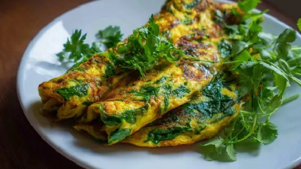 Quick and Healthy Try This Nutrient Packed Green Omelette