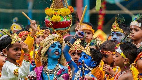 Janmashtami in South India Rituals Foods and Traditions That Make It Different From the North Janmashtami in South India Rituals Foods and Traditions That Make It Different From the North