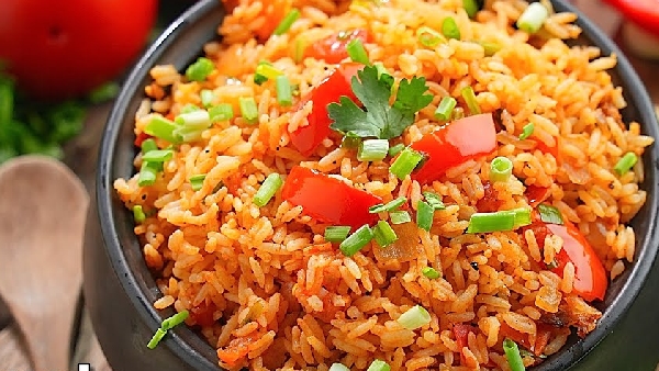 Quick and Delicious Aromatic Hotel Style Tomato Rice Recipe in Telugu
