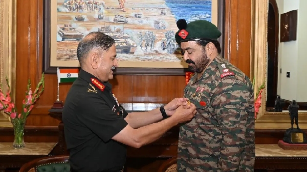 How to Earn Respect Without Saying a Word 5 Habits of People Everyone Admires