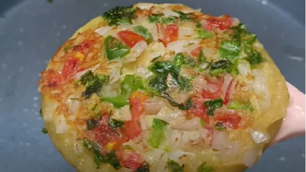 The Ultimate Quick Breakfast Delicious and Easy Vegetable Rava Uttapam Recipe