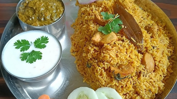 Weekend Special Old Style Kodi Pulao Recipe at Home