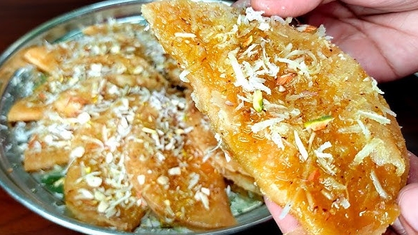 Old traditional sweet makhmal puri recipe in telugu must try for diwali