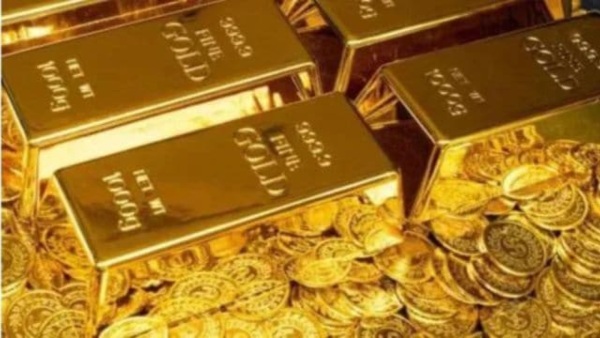 Gold price today gold rate India 24k gold price 22k gold rate 18k gold rate gold price drop gold rate today October 30 gold price fall India gold price per 10 grams gold price per 100 grams gold rate live update gold buying India gold market news 24 carat gold rate 22 carat gold price Indian gold market gold investment news gold rate change today gold rate gold jewellery price India 24 22 18 30 100