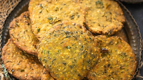 Authentic Gujarati Methi Dhebra Must Try Recipe in Telugu